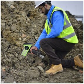HXRF-145AT Spéctromètre de fluorescence à rayons X portatif pour l'analyse des alliages et des métaux précieux