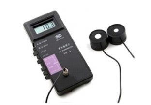 Radiomètre UV-B portable à canal unique