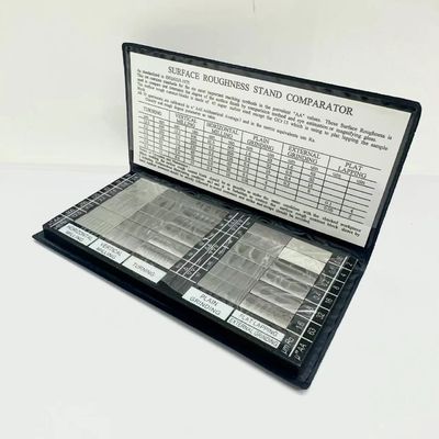 Comparaison de la rugosité de l'acier échantillon bloc tournesol fraisage broyage échantillon standard