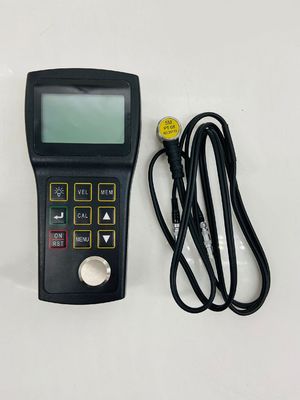 TG-4100B, mesureur d'épaisseur ultrasonique portable pour la mesure de matériaux minces et de couches revêtues