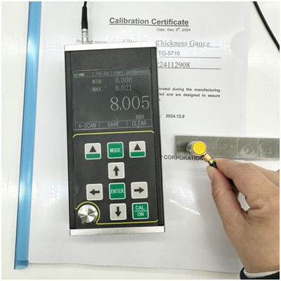 TG-5710 Épaisseur ultrasonique portable A-Scan B-Scan 100 000 enregistrements Instrument de mesure d'épaisseur pour métal, plastique et verre