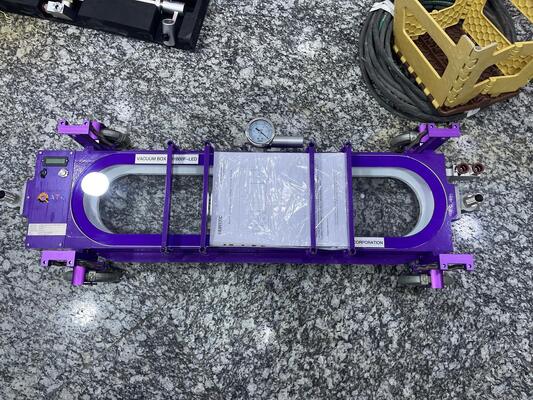 Système de détection de fuites de soudure par boîte à vide HV1800F-LED pour fonds de réservoir et récipients sous pression