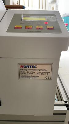 Processeur de développement de films de 14"*17" avec écran numérique