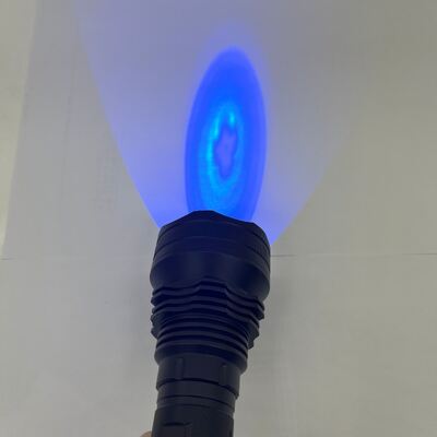 Lampe torche LED ultraviolette de poche ultra-haute luminosité, longue durée de fonctionnement