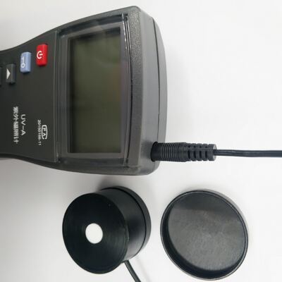Testeur de la source de lumière UV