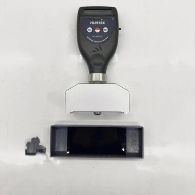 Testeur de tension de l'écran adapté à la mesure de la tension générale de la treillis métallique et de la tension de la treillis d'acier